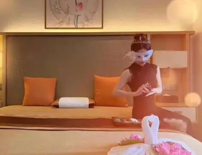 我在三亚体验了下高端男士按摩spa会馆，私人会所花样超多